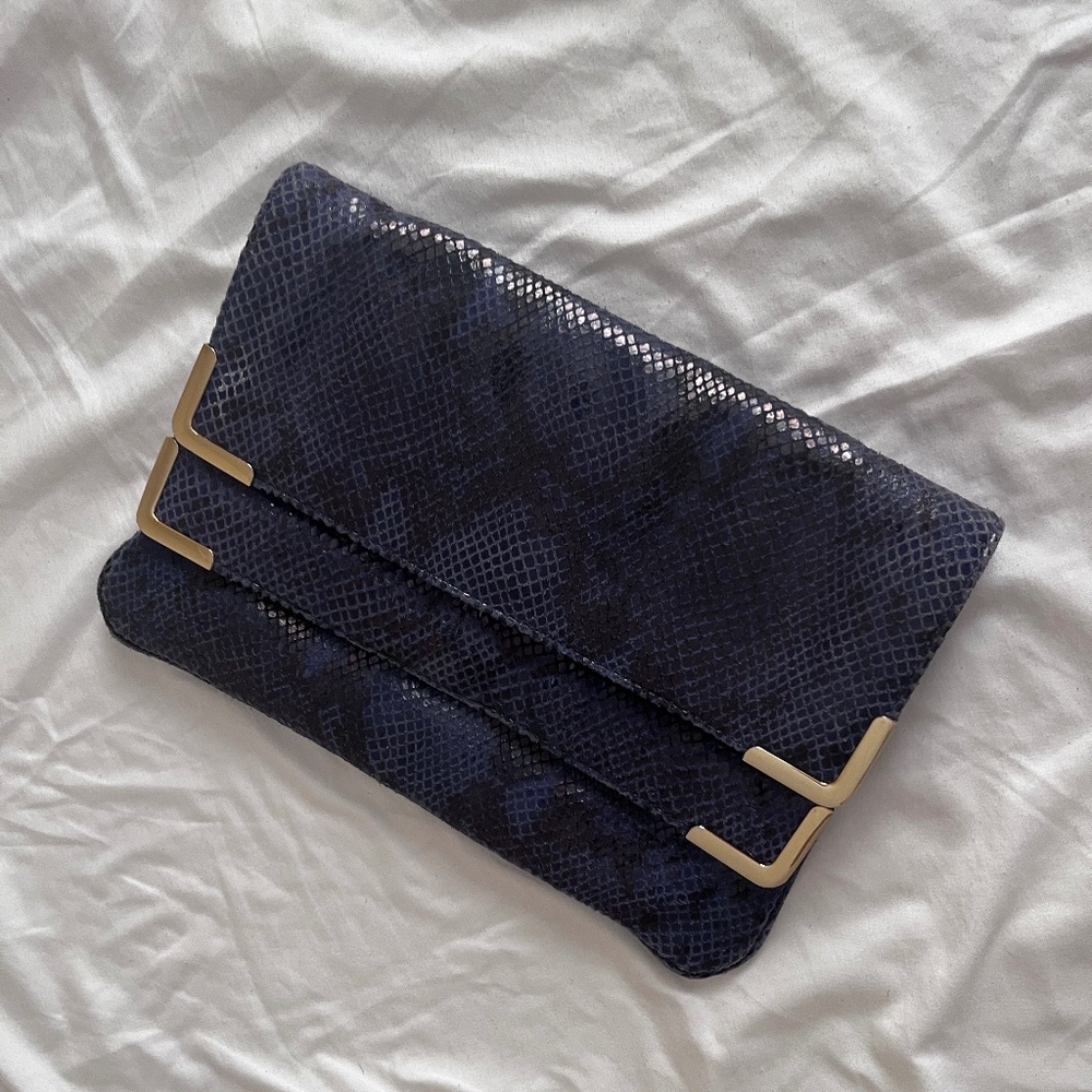 Michael Michael Kors MK Blue Snake Skin Clutch 2 compartments in Gold Hardware
